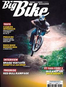 Big Bike Magazine N.153 - Octobre-Decembre 2023